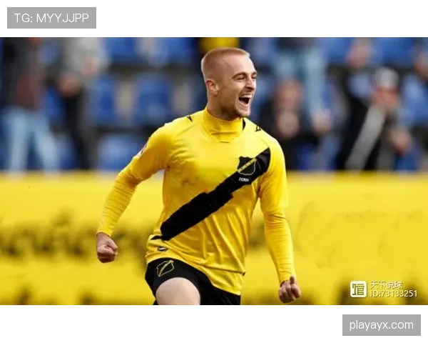 曹圭成射门方式特点分析：近期表现稳健，射门效率持续提升